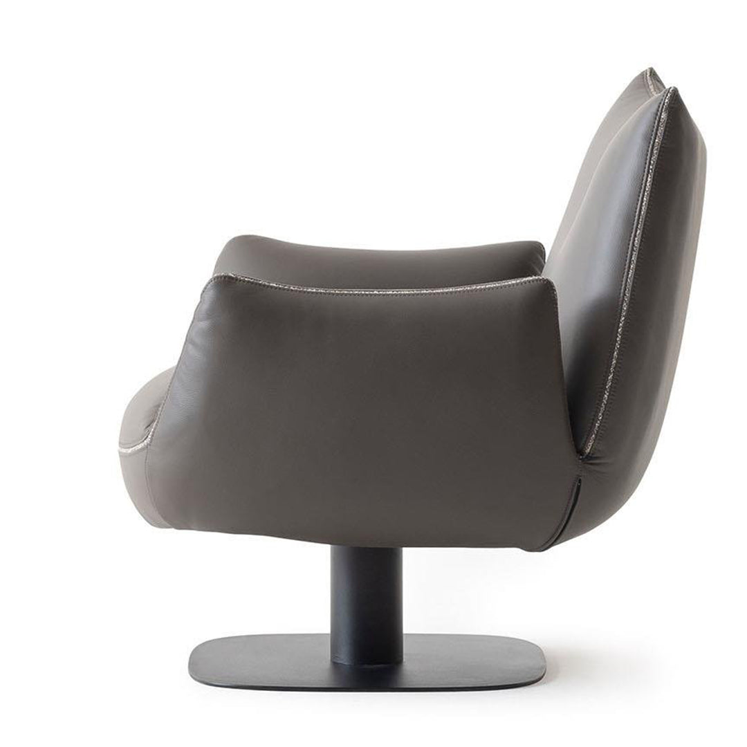 Quentin Armchair